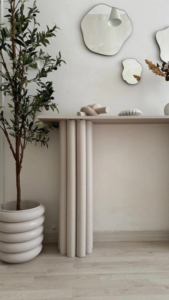 DIY Bathroom Vase from Basket | Easy Upcycled Decor Idea | Small Bathroom Decor