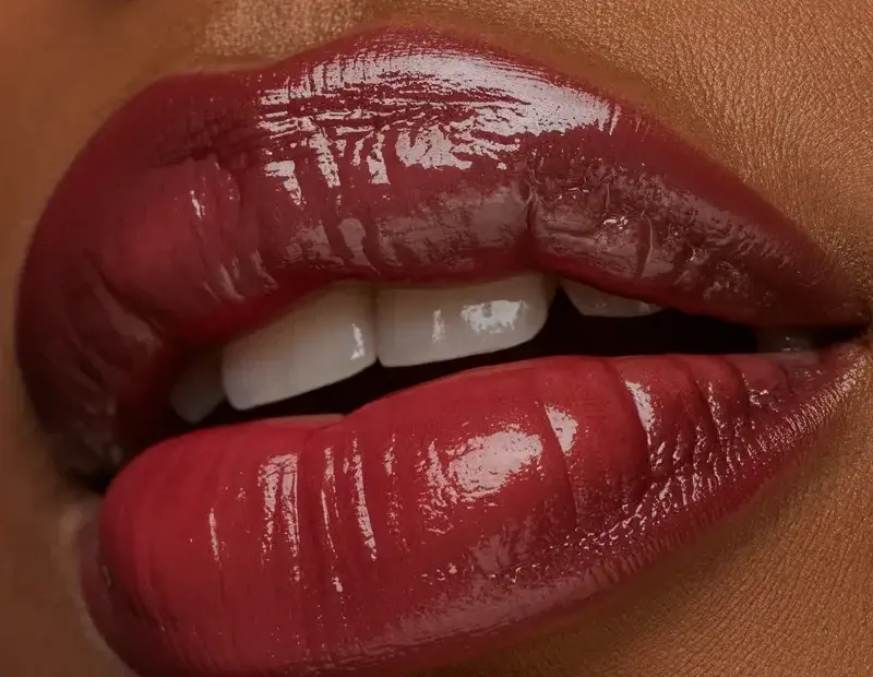 Glossy Burgundy Red Lips: Perfect Fall Date Night Lipstick Look